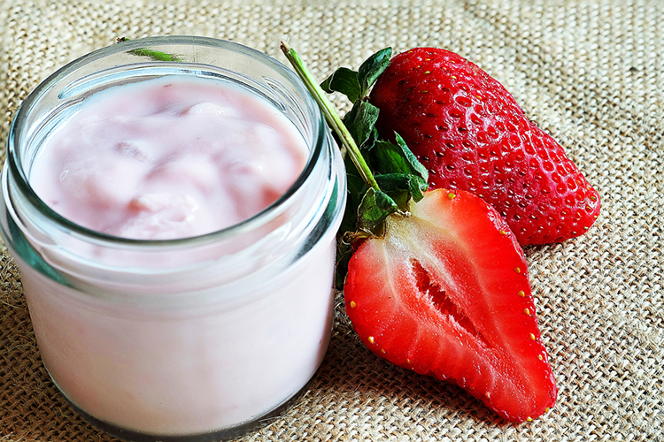 [Review] The Best Strawberry Yogurts of Geneva
